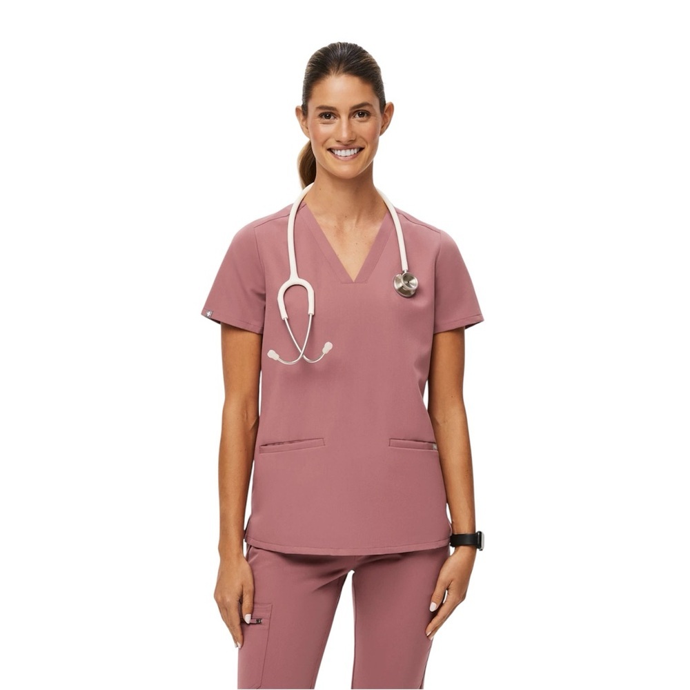 FIGS Casma Scrub Top Mauve Pink V-Neck Pockets Women’s XS